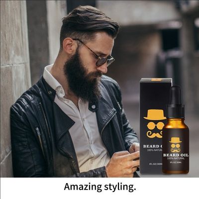 L'olio per la crescita della barba per uomini favorisce la crescita e rafforza la barba