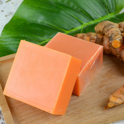 Sapone a base di zenzero e curcuma per la pelle sensibile