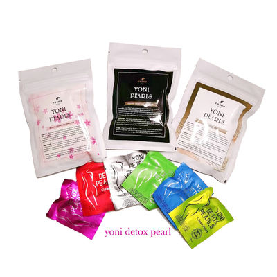 Aiutare Yoni Detox Perle nella vagina con tampone femminile erboristico usa e getta